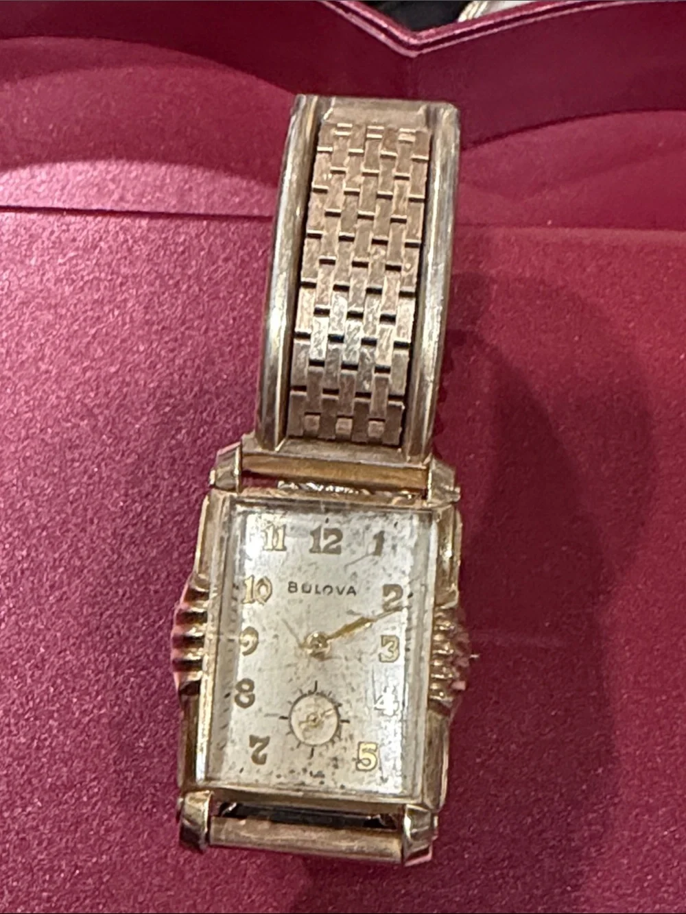 VTG Bulova Vintage President  10 gf  Gold-Tone  Bracelet Watch